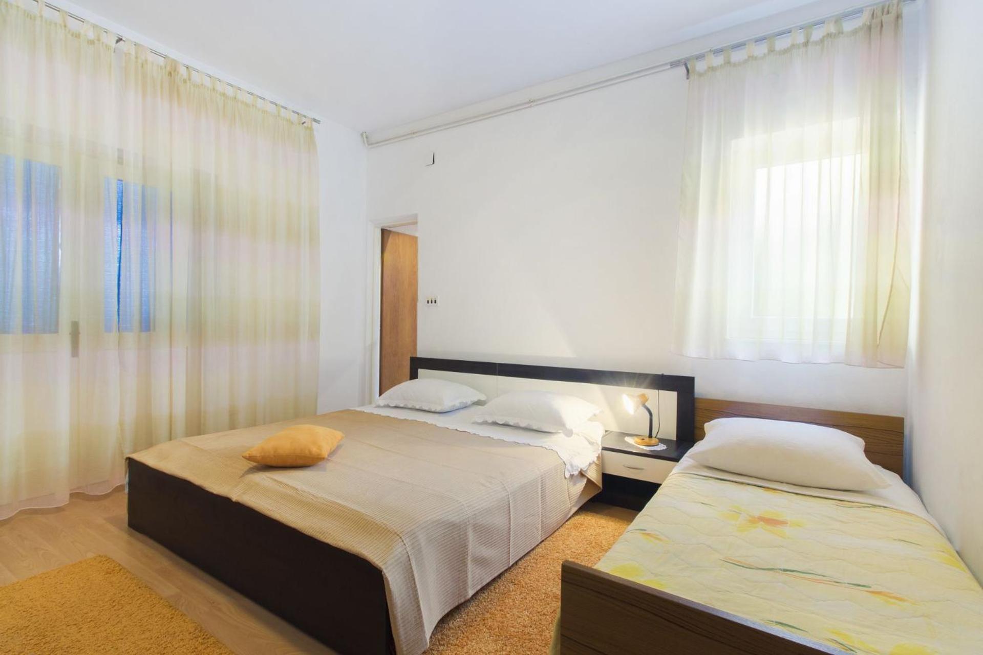 Apartments Vince プリモシュテン エクステリア 写真