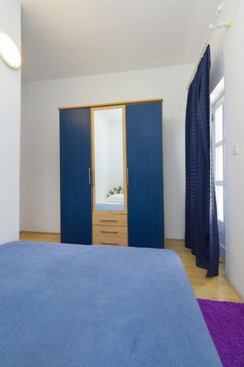 Apartments Vince プリモシュテン エクステリア 写真