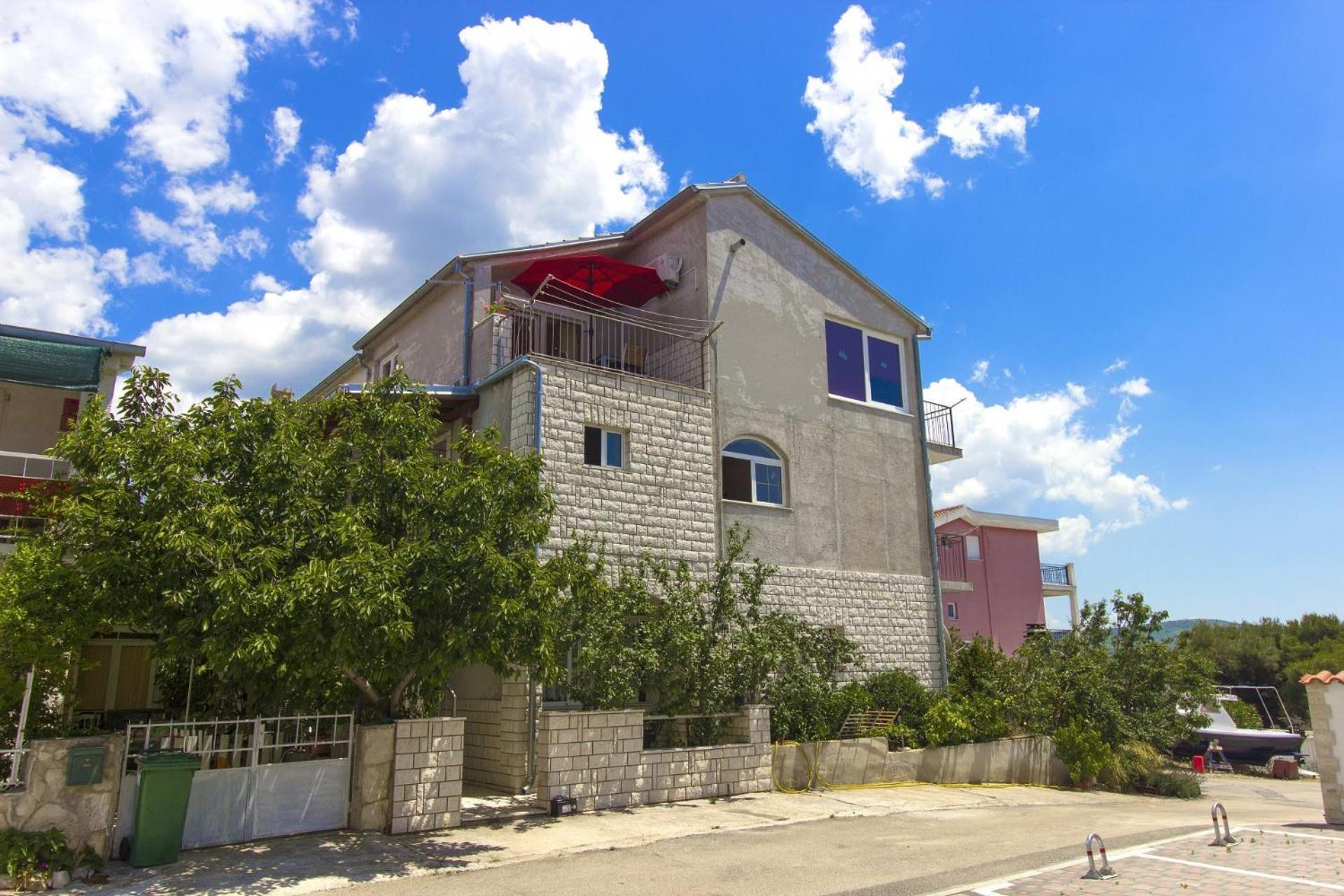 Apartments Vince プリモシュテン エクステリア 写真