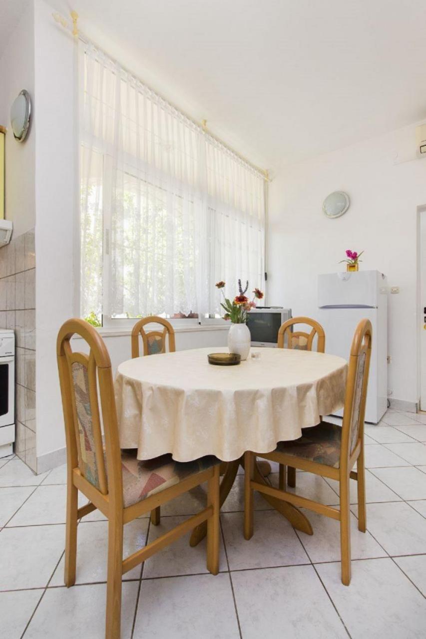 Apartments Vince プリモシュテン エクステリア 写真