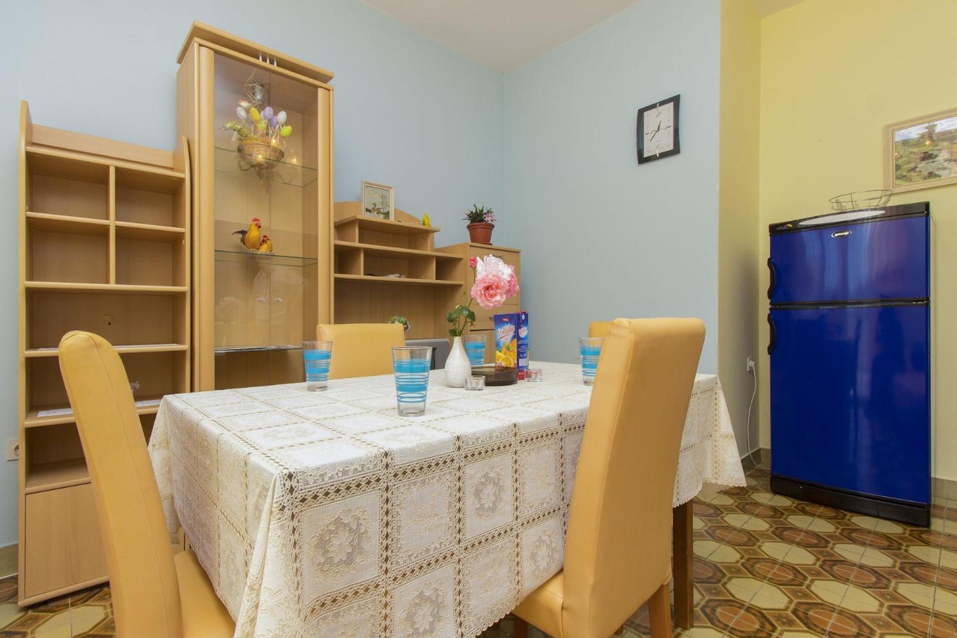 Apartments Vince プリモシュテン エクステリア 写真